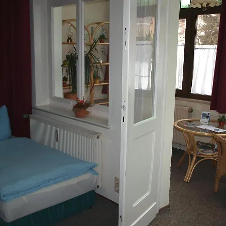 Zum Burschen ゲストハウス 3*